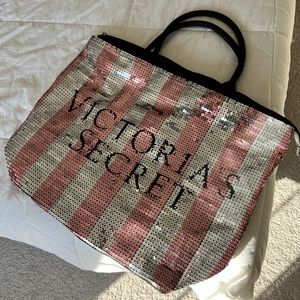 NEW Victoria’s Secret large tote bag